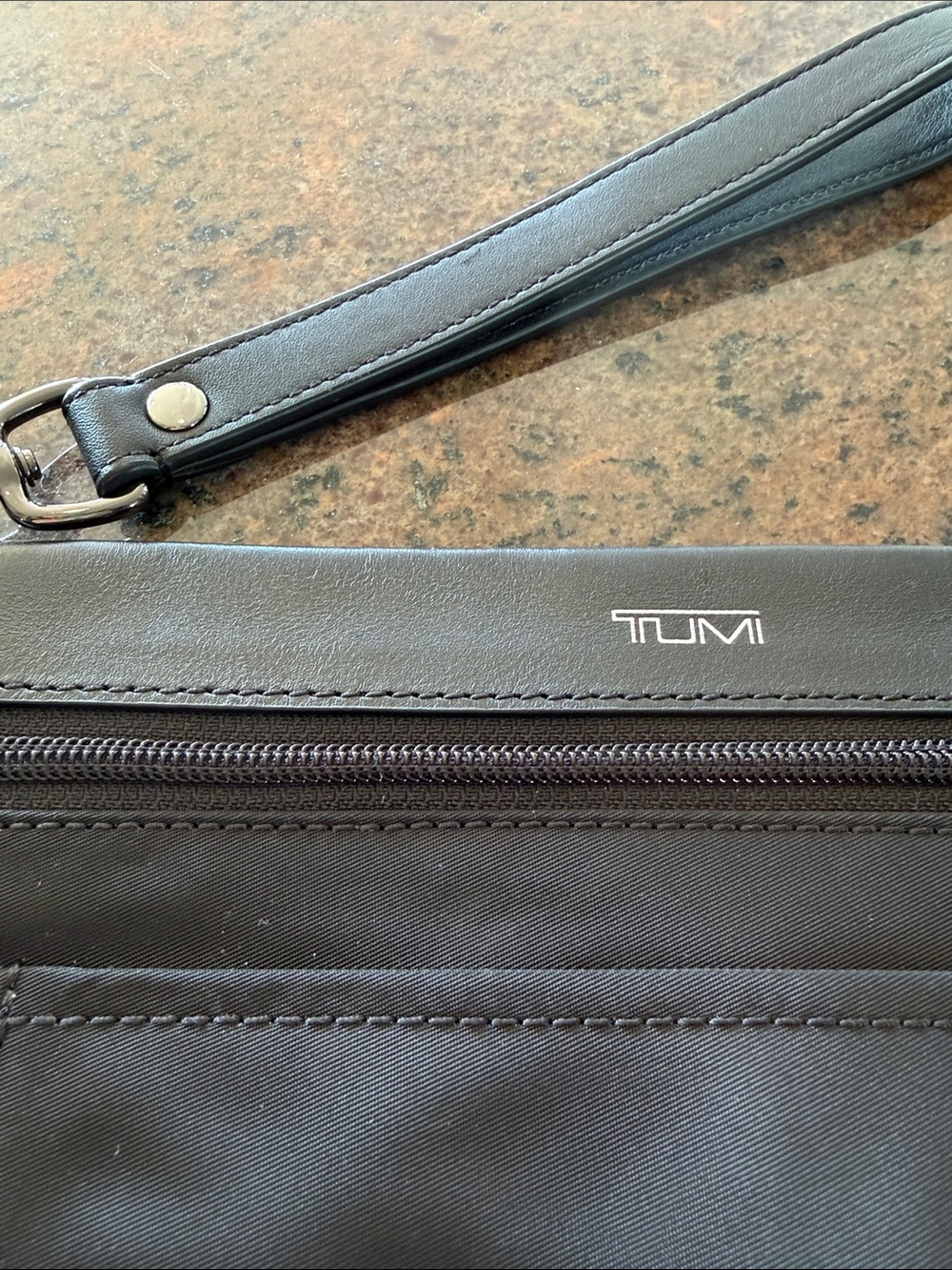 Tumi Black Nylon Wristlet with Leather Trim - Picture 2 of 3